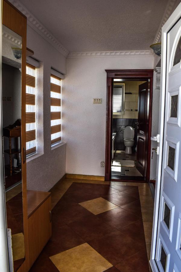 Ema Guest House プラヴ エクステリア 写真
