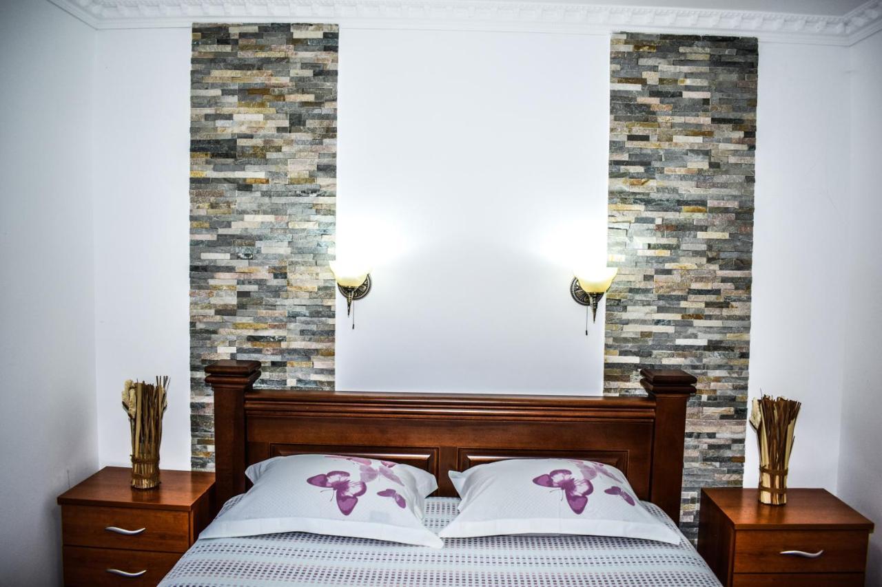 Ema Guest House プラヴ エクステリア 写真